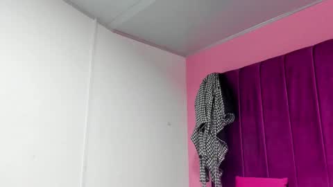 Rihanna hotx online show from September 30, 2025, 4:06 am