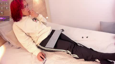 Sara online show from April 6, 2026, 10:38 am