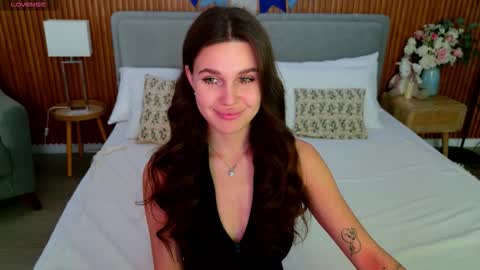 Rihanna online show from October 5, 2025, 5:00 pm