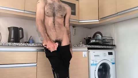 riia362963 online show from October 28, 2025, 9:46 am