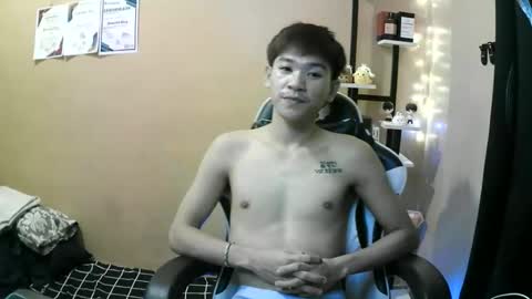 riiichie12 online show from February 18, 2026, 6:04 pm