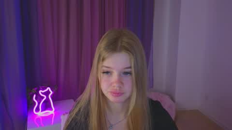 Rina online show from October 12, 2025, 8:30 pm