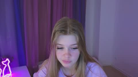 Rina online show from October 29, 2025, 10:00 pm