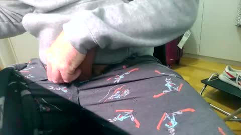 Snapshot of riki_rikard chatting on January 26, 2025, 6:16 pm Riki online show from January 26, 2025, 6:16 pm