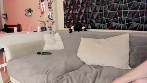 Snapshot of riki_tiki_tavi_time chatting on November 4, 2025, 10:53 pm Victor Maria online show from November 4, 2025, 10:53 pm