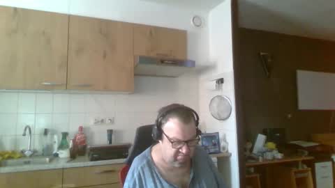 rikkerd55 online show from November 22, 2025, 10:14 am