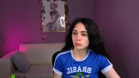 Meow online show from December 2, 2025, 8:15 pm