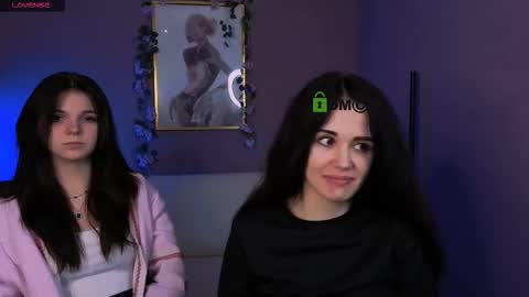 Meow online show from December 19, 2025, 9:33 pm