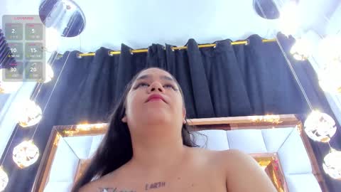 Riley online show from November 8, 2025, 11:32 am