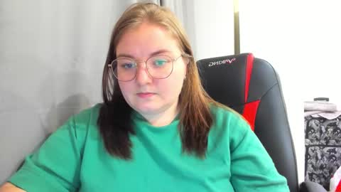 rina16 online show from October 30, 2025, 5:46 pm