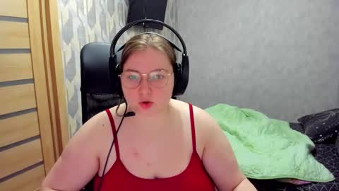 rina16 online show from February 1, 2026, 7:29 am