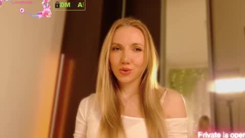 Snapshot of rina_asty chatting on March 23, 2026, 6:45 pm Rina Asty online show from March 23, 2026, 6:45 pm