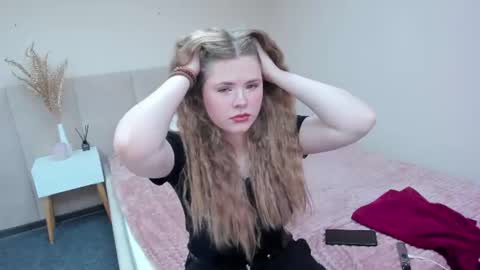 Snapshot of rina_babyyy chatting on July 27, 2026, 2:07 am rina_babyyy online show from July 27, 2026, 2:07 am