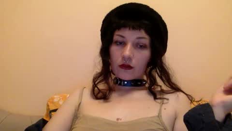 Snapshot of rina_the_great chatting on October 5, 2025, 5:00 pm rina_the_great online show from October 5, 2025, 5:00 pm