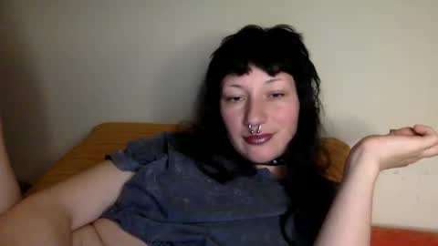 Snapshot of rina_the_great chatting on November 6, 2025, 12:33 am rina_the_great online show from November 6, 2025, 12:33 am
