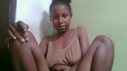 Snapshot of rinah654271 chatting on February 13, 2026, 4:47 pm rinah654271 online show from February 13, 2026, 4:47 pm