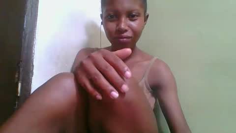 Snapshot of rinah654271 chatting on February 14, 2026, 4:53 am rinah654271 online show from February 14, 2026, 4:53 am