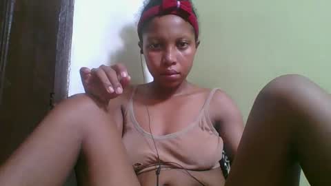 Snapshot of rinah654271 chatting on March 17, 2026, 7:28 pm rinah654271 online show from March 17, 2026, 7:28 pm