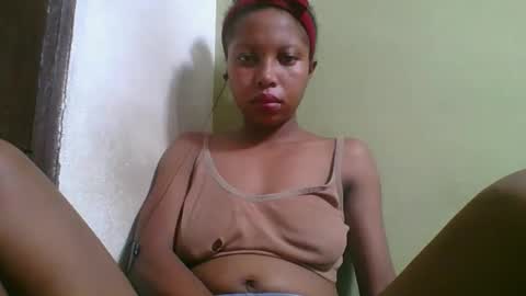 Snapshot of rinah654271 chatting on March 26, 2026, 6:52 am rinah654271 online show from March 26, 2026, 6:52 am