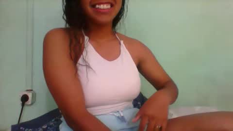 rinah856024 online show from December 21, 2025, 7:15 am