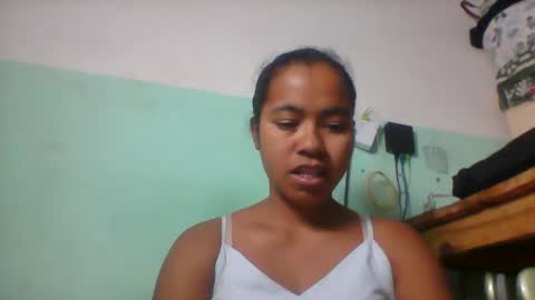 rinah856024 online show from April 14, 2026, 5:41 pm