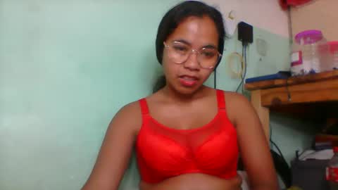 rinah856024 online show from May 31, 2026, 7:15 am