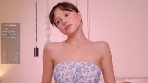 Rina online show from June 5, 2026, 8:31 am