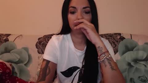 Snapshot of riri_mojo_92 chatting on November 28, 2025, 11:07 pm riri_mojo_92 online show from November 28, 2025, 11:07 pm