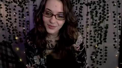 risha_laass online show from May 28, 2026, 8:17 pm