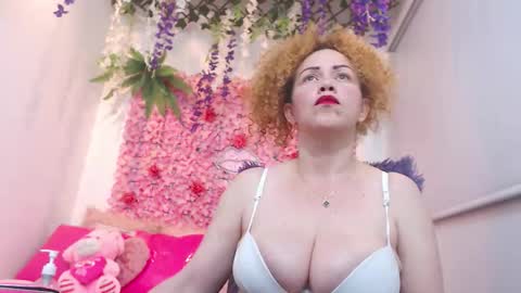 Risitos De Oro online show from November 6, 2025, 12:11 am