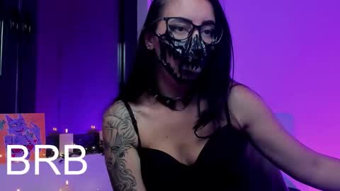 Miss Rita online show from December 3, 2025, 11:19 am