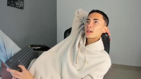 Ritchie Alameda online show from October 3, 2025, 12:02 pm