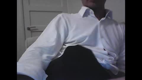 Wednesday morning online show from October 28, 2025, 2:59 am