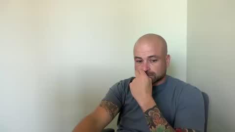 roadking1122 online show from October 23, 2025, 5:12 pm