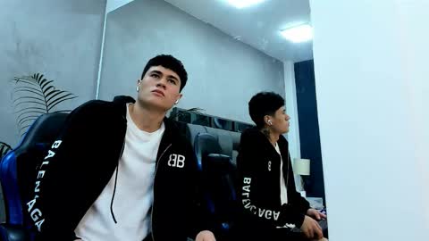 Roan Birkin online show from November 20, 2025, 7:24 pm