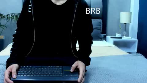 Roan Birkin online show from February 1, 2026, 7:12 pm