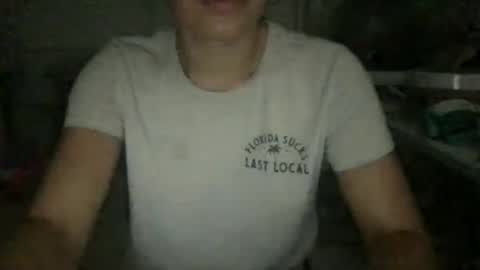 roarmance1 online show from October 7, 2025, 3:20 pm