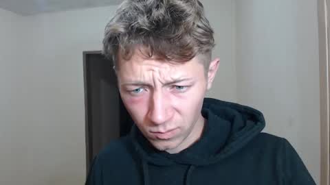 Snapshot of roastingcorn chatting on January 18, 2026, 7:01 am RoastingCorn online show from January 18, 2026, 7:01 am