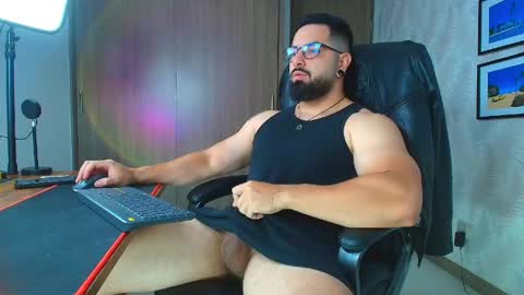 Robby online show from May 12, 2026, 1:36 am