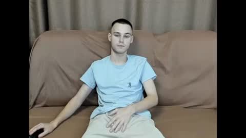 Snapshot of robert10211 chatting on October 28, 2025, 11:25 am robert10211 online show from October 28, 2025, 11:25 am