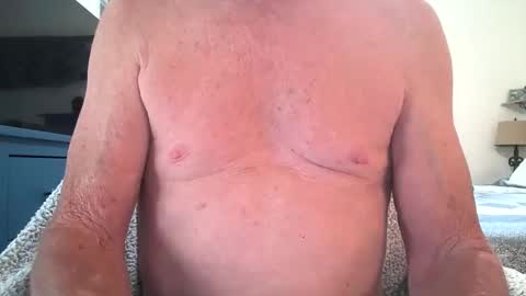 robert online show from October 5, 2025, 8:07 pm