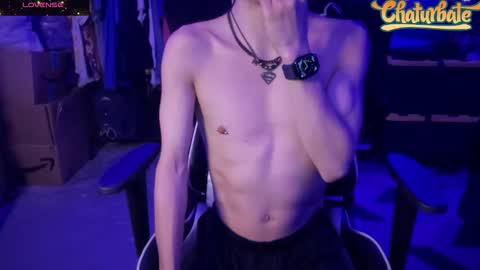 Snapshot of robertcicijr21 chatting on November 14, 2025, 4:11 am Robert Cici Jr. online show from November 14, 2025, 4:11 am