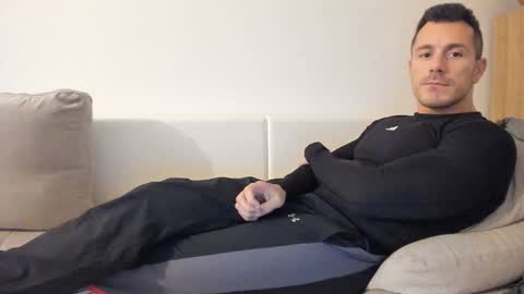 roberto4ever online show from February 23, 2026, 5:43 pm