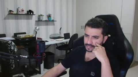 Snapshot of robertocarlos19 chatting on October 7, 2025, 3:14 am robertocarlos19 online show from October 7, 2025, 3:14 am