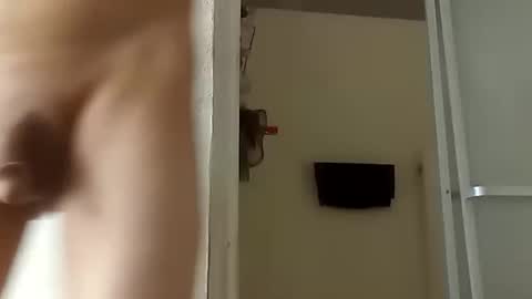 Snapshot of robertsaiz4200 chatting on November 3, 2025, 10:32 pm robertsaiz4200 online show from November 3, 2025, 10:32 pm