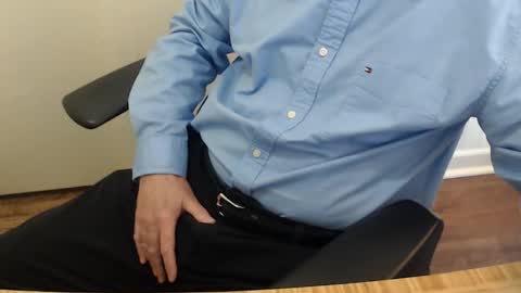 Snapshot of robidan6923 chatting on May 20, 2026, 10:16 pm robidan6923 online show from May 20, 2026, 10:16 pm