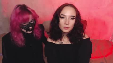 Snapshot of robin_yours chatting on October 31, 2025, 9:43 am Robin your online show from October 31, 2025, 9:43 am