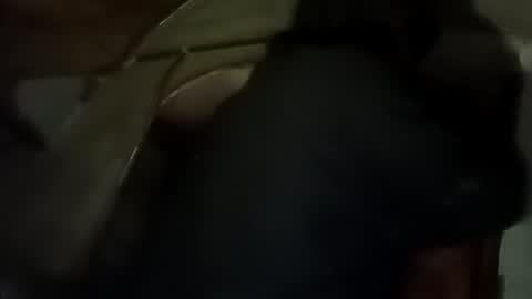 R online show from October 7, 2025, 7:00 pm