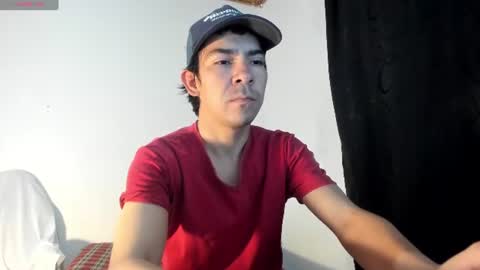 Snapshot of robindominique chatting on June 22, 2026, 11:35 pm Robin online show from June 22, 2026, 11:35 pm