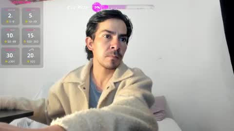 Snapshot of robindominique chatting on July 1, 2026, 12:01 am Robin online show from July 1, 2026, 12:01 am
